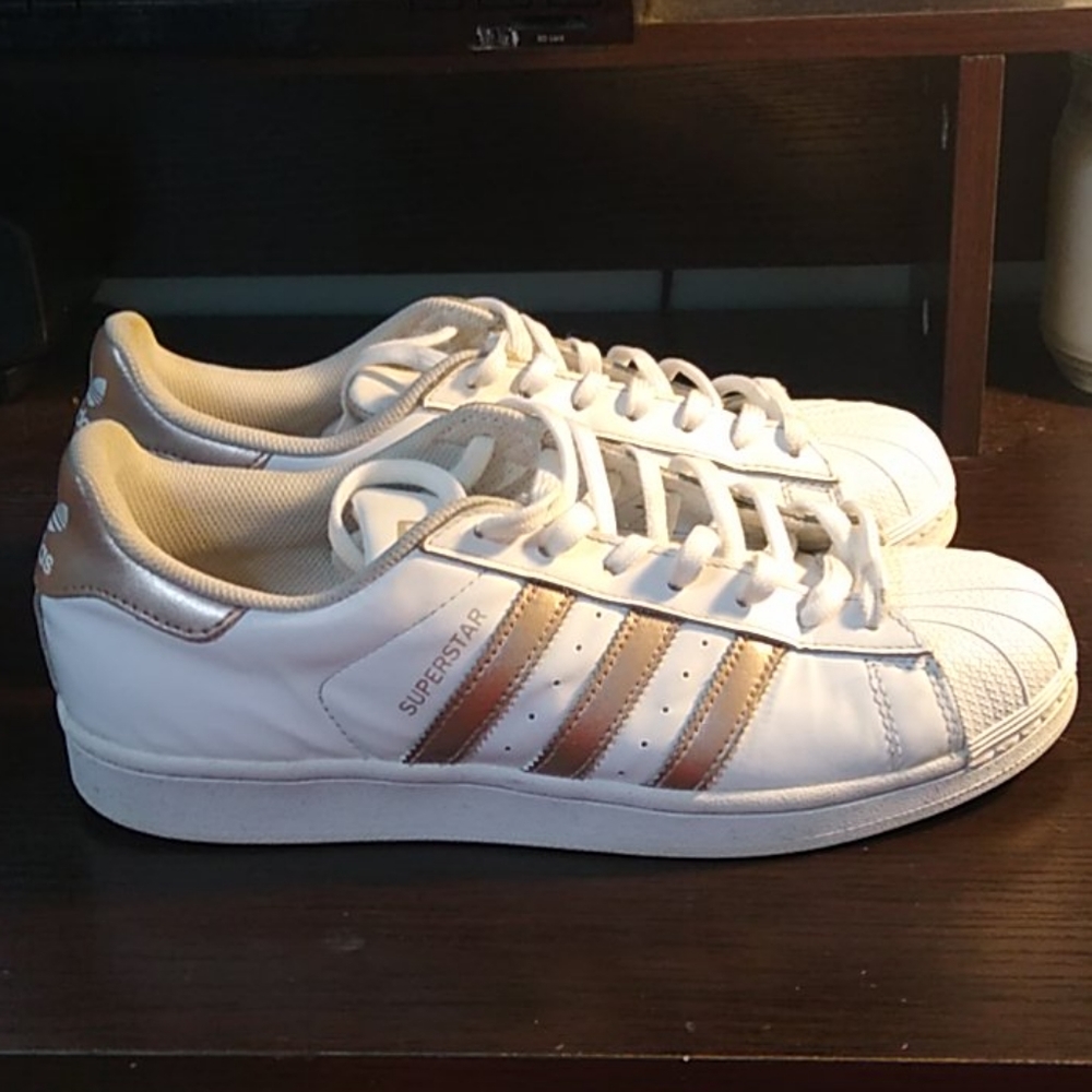 Women's Rosegold Superstar Adidas
